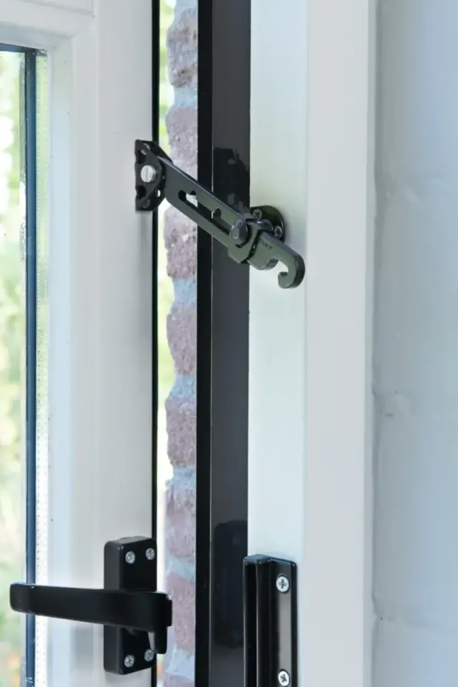 Secu Max raamuitzetter 720 zwart Discount