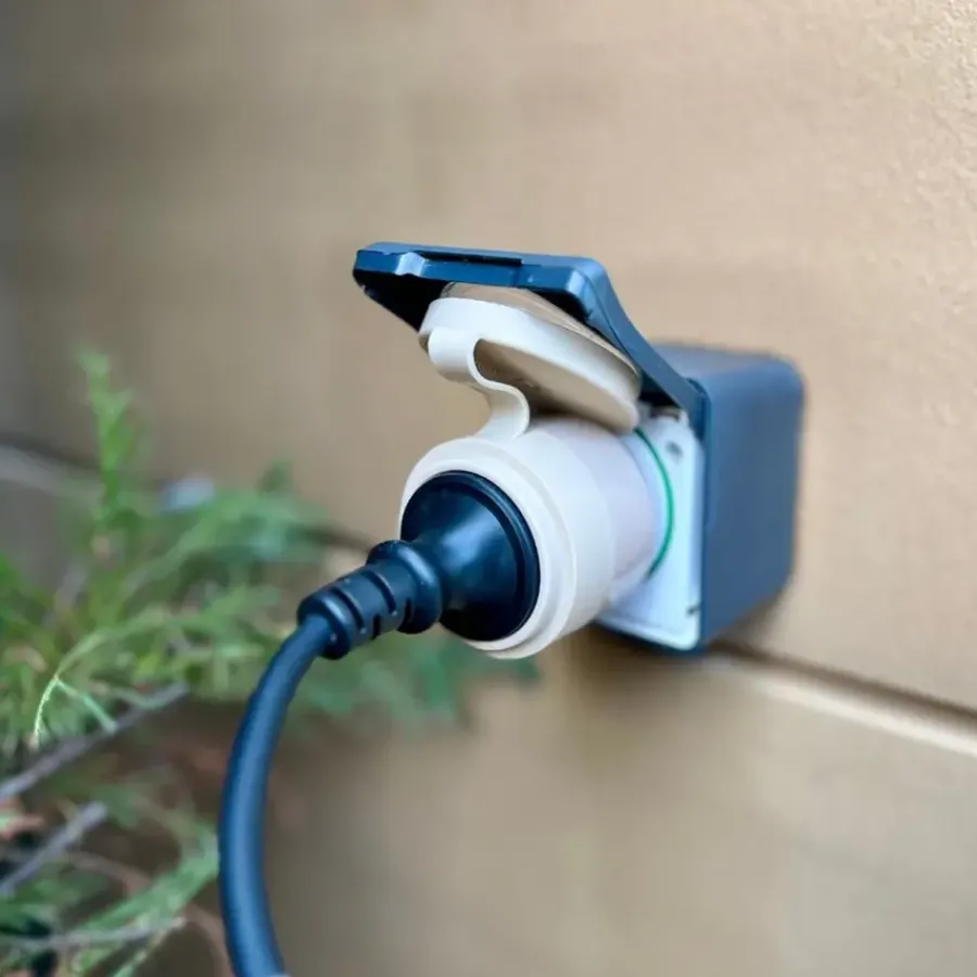 SHELLY Outdoor Plug S Gen3 slimme stekker & energiemeter WiFi Bluetooth IP44 Outlet