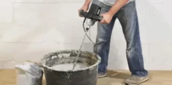 SKIL beton- & verfmenger (mixer) 1016AA 1200W inclusief universele mengstaaf Outlet