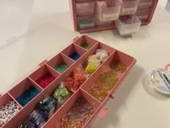 Raaco Sorteerdoos met 9 vakken roze Hot